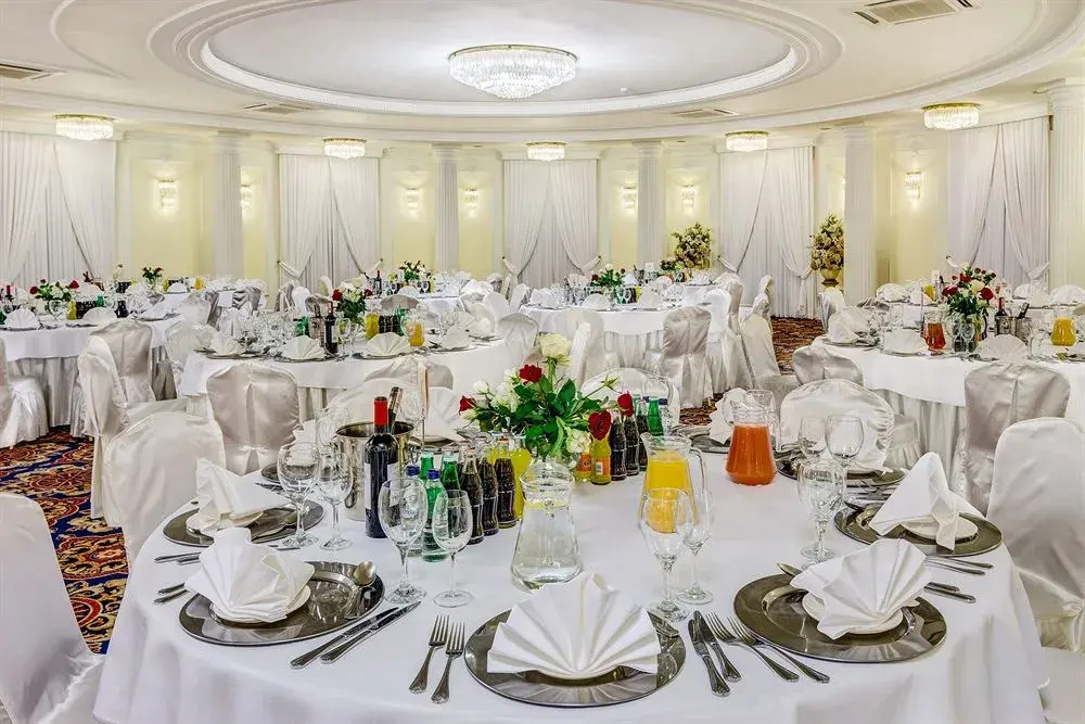 Photo - Pałacyk Otrębusy Business & Spa