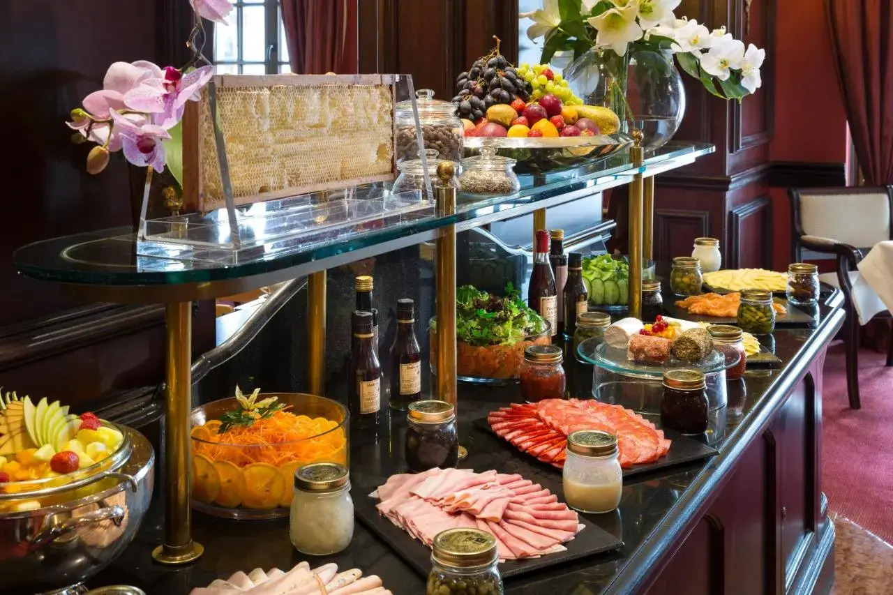 Photo - Warwick Grand-Place Brussels