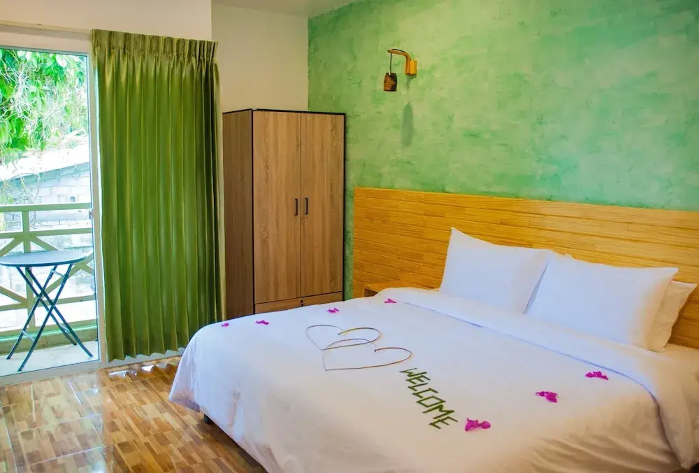 Photo - Turtle Maldives - Your Gateway to the Beach & Marine Adventures Await!