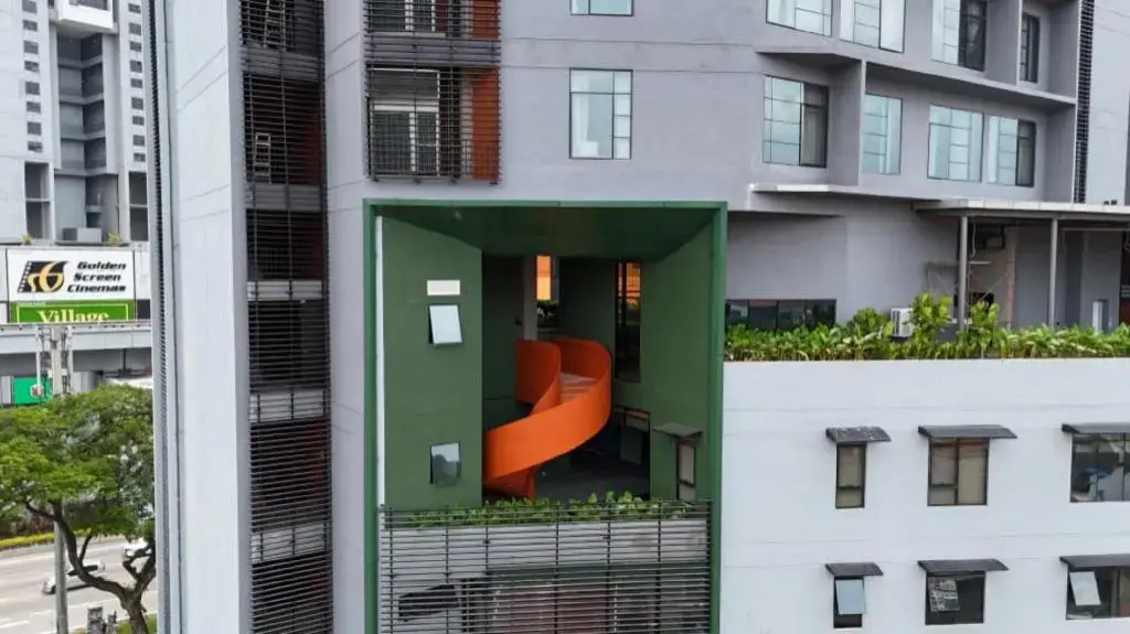Photo - The Graph Hotel