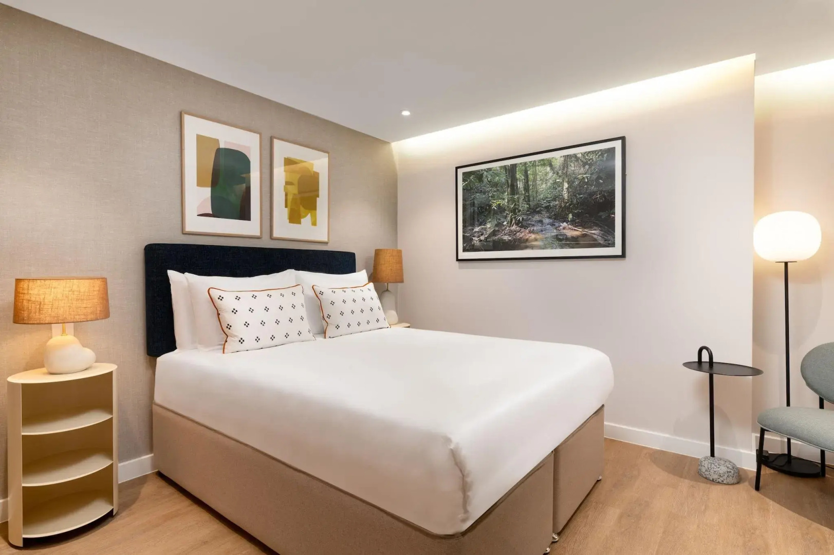 Photo - The Lincoln Suites