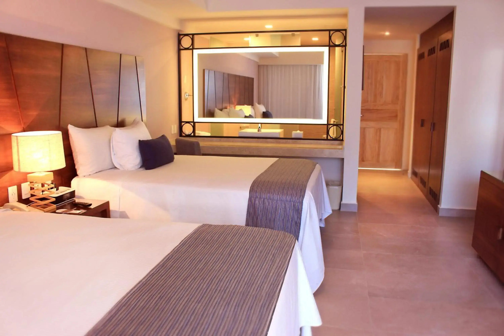 Photo - Crown Paradise Golden All Inclusive Resort - Adults Only