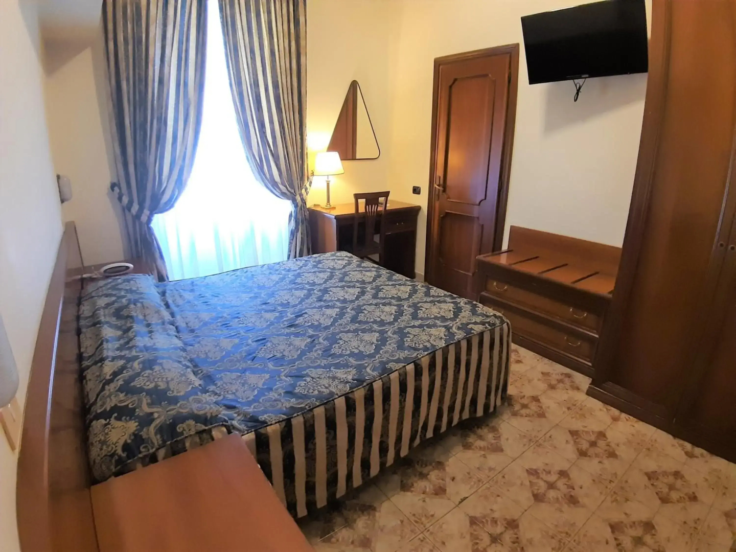 Photo - Hotel Mariano
