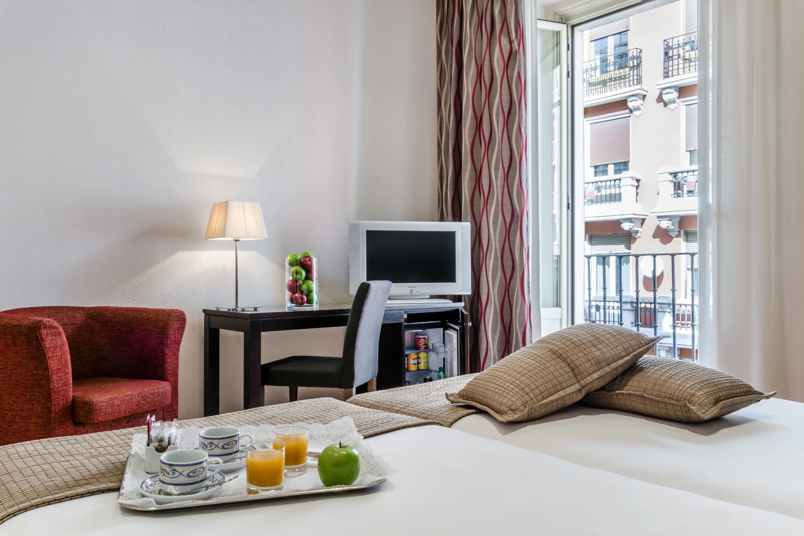 Photo - Hotel Exe Suites 33