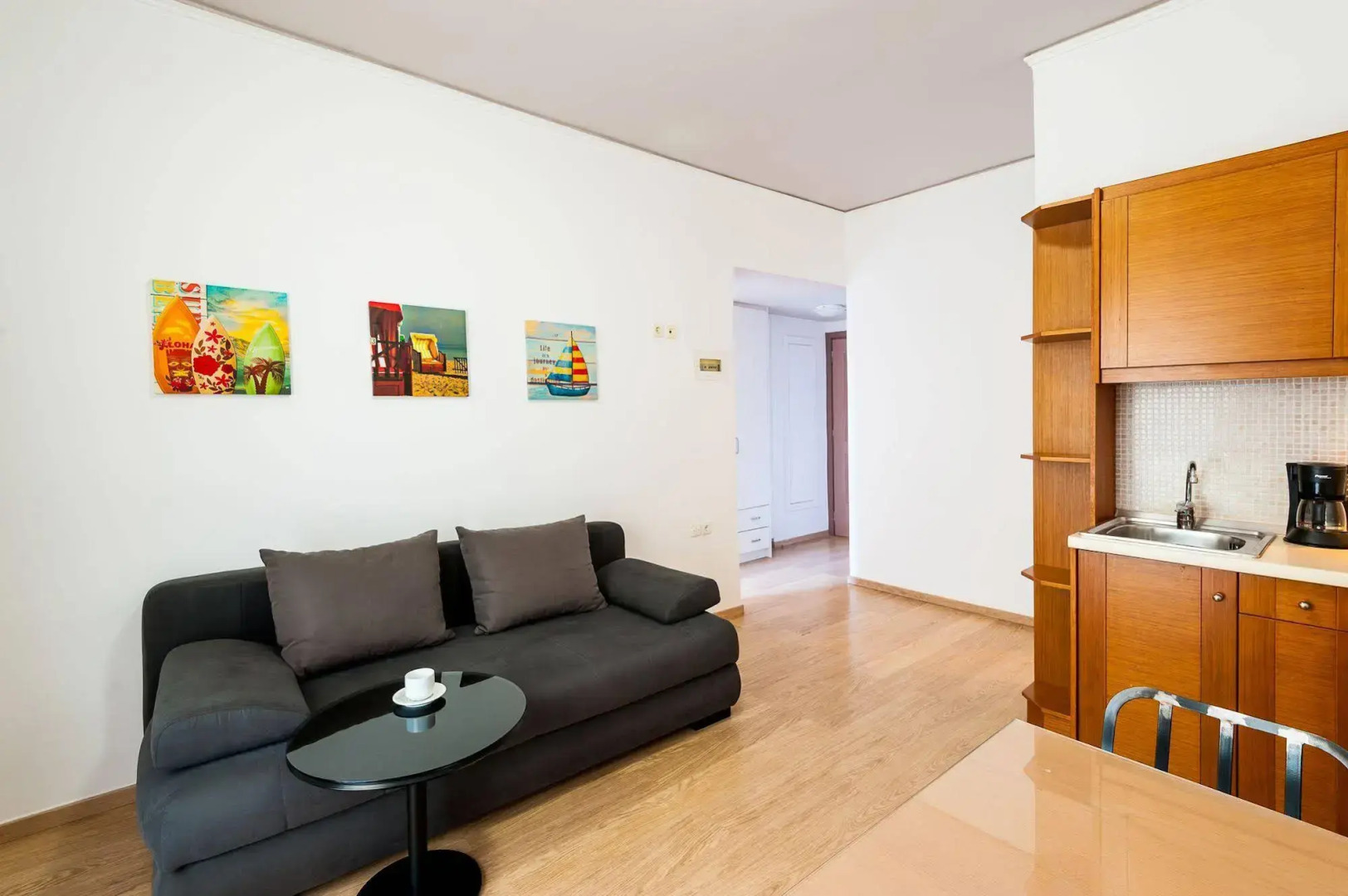 Photo - Elina Hotel Apartments