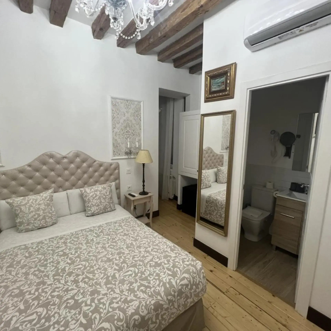 Photo - Oriente Palace Apartments
