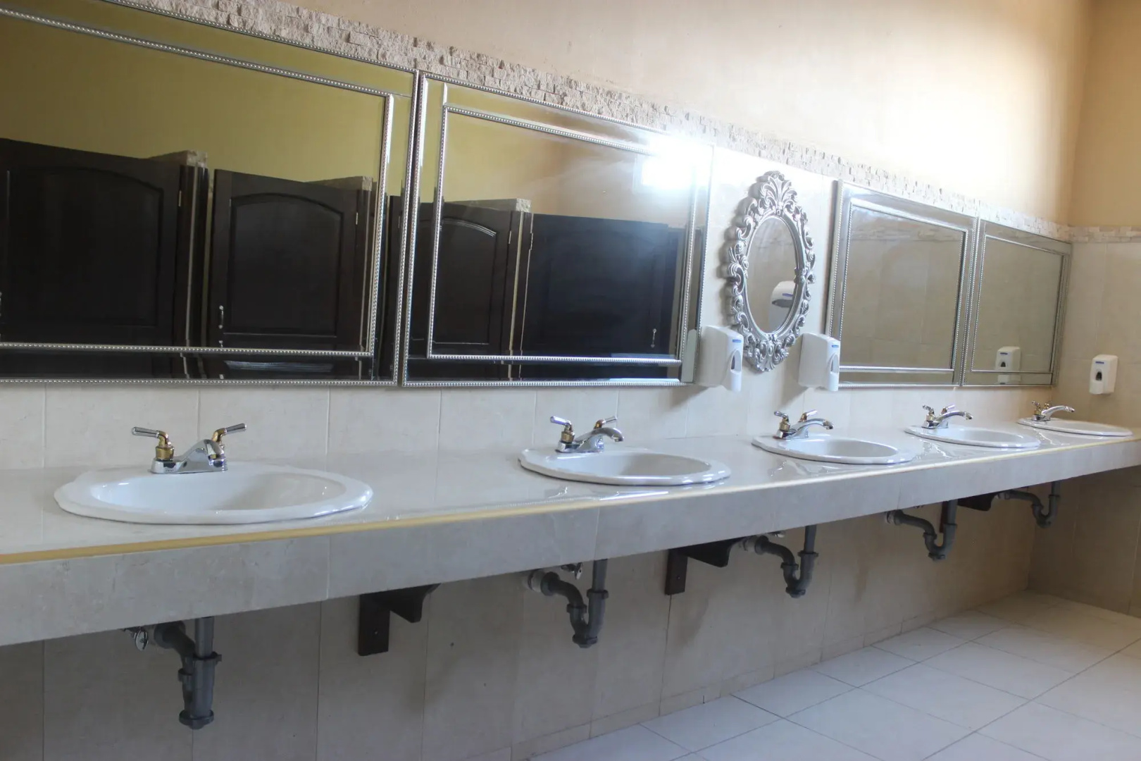 Photo - La Quinta Hotel