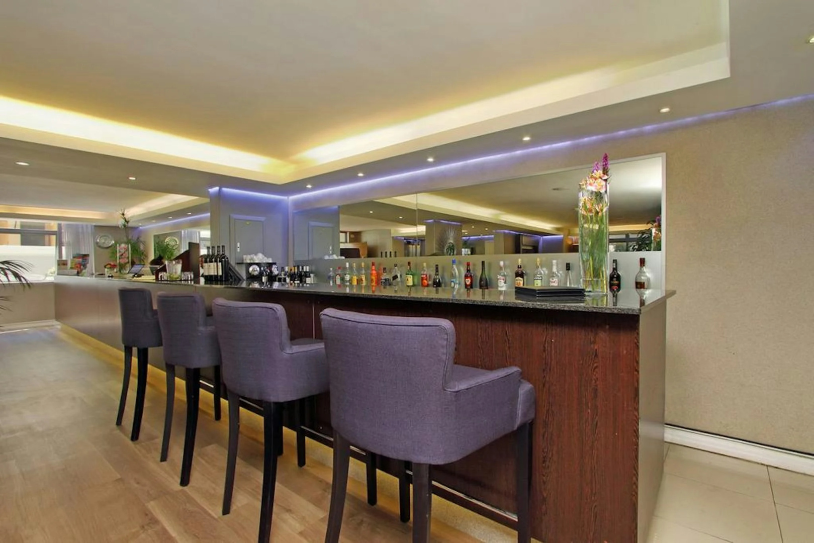 Foto - The Hyde All-Suite Hotel
