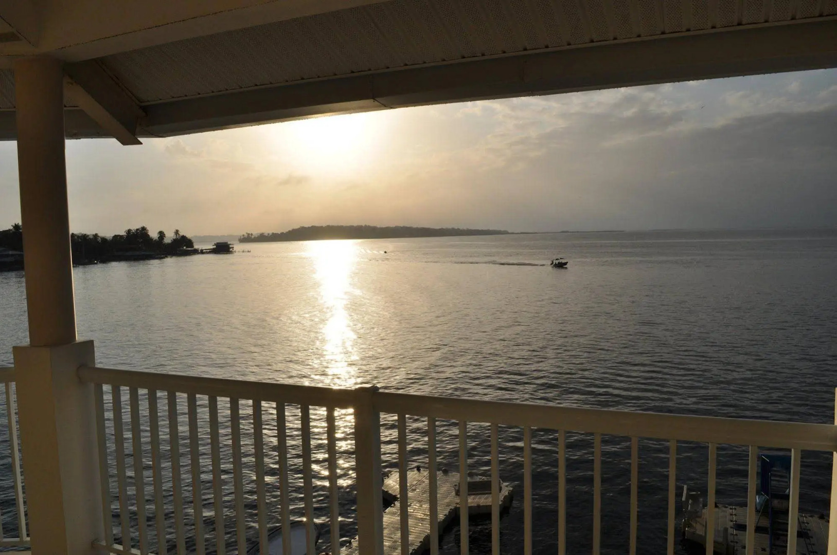 Foto - Tropical Suites Hotel