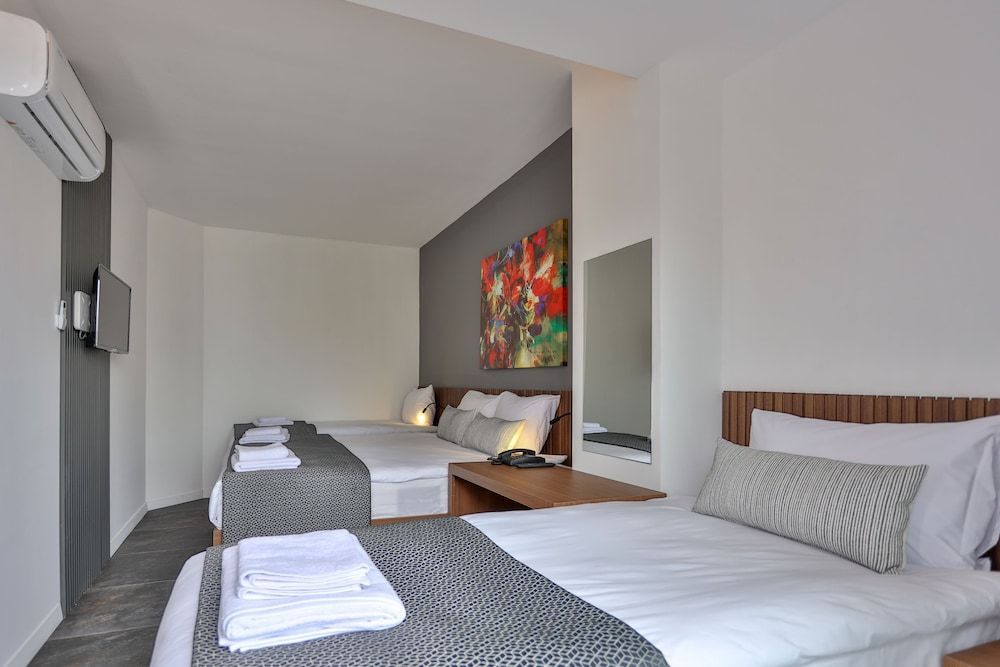 Photo - Wolf Of The City Hotel & Spa