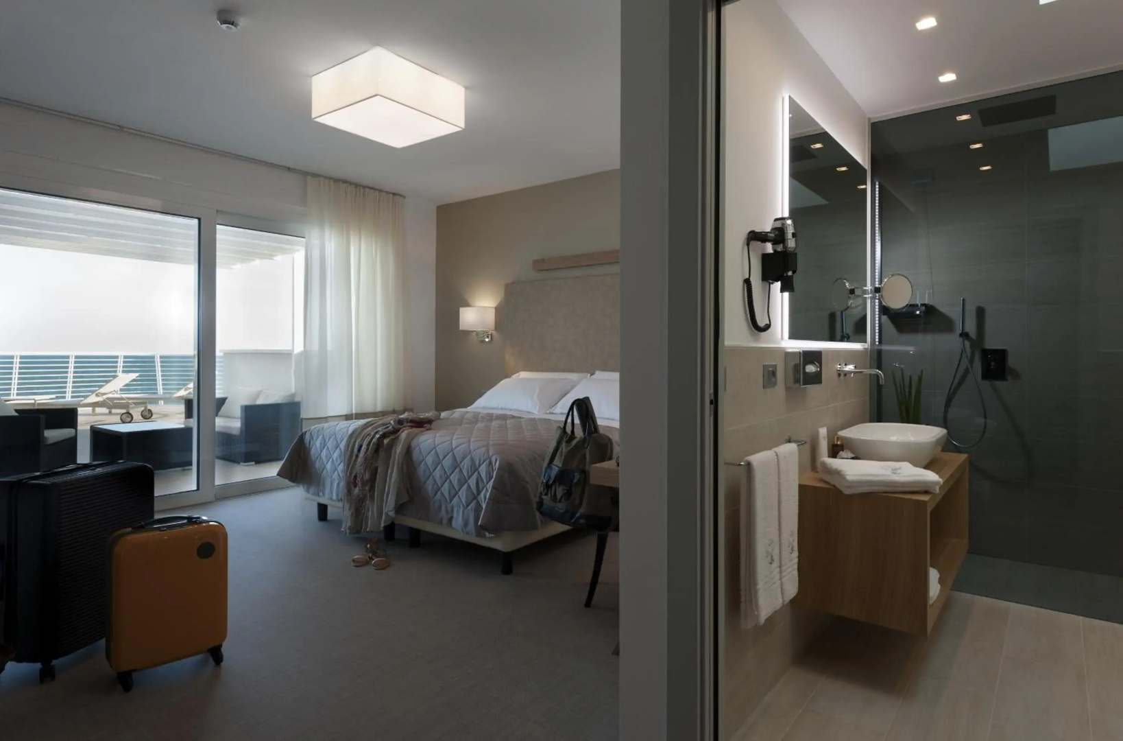 Photo - Hotel Le Soleil