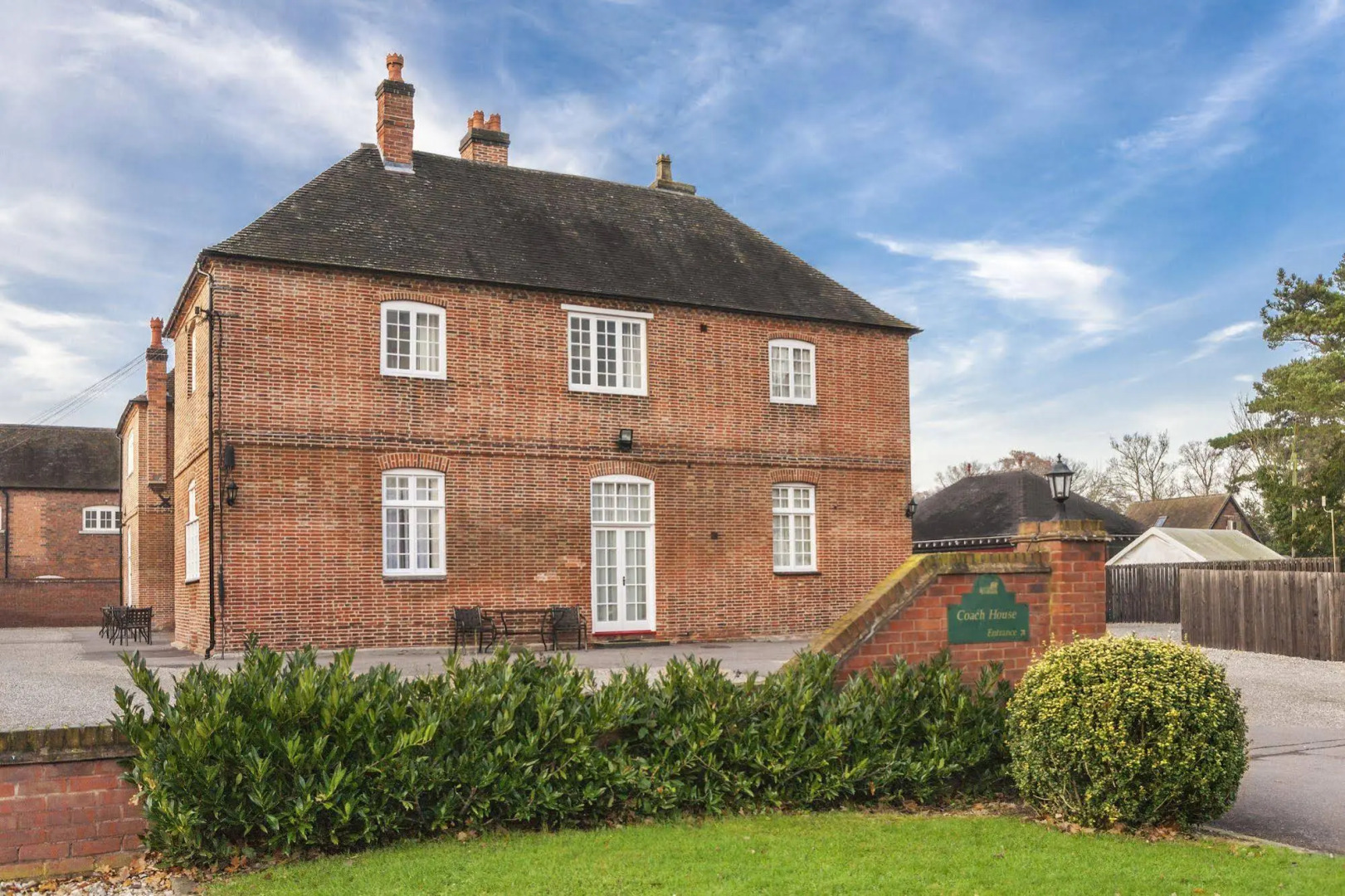 Photo - Wychnor Park Country Club