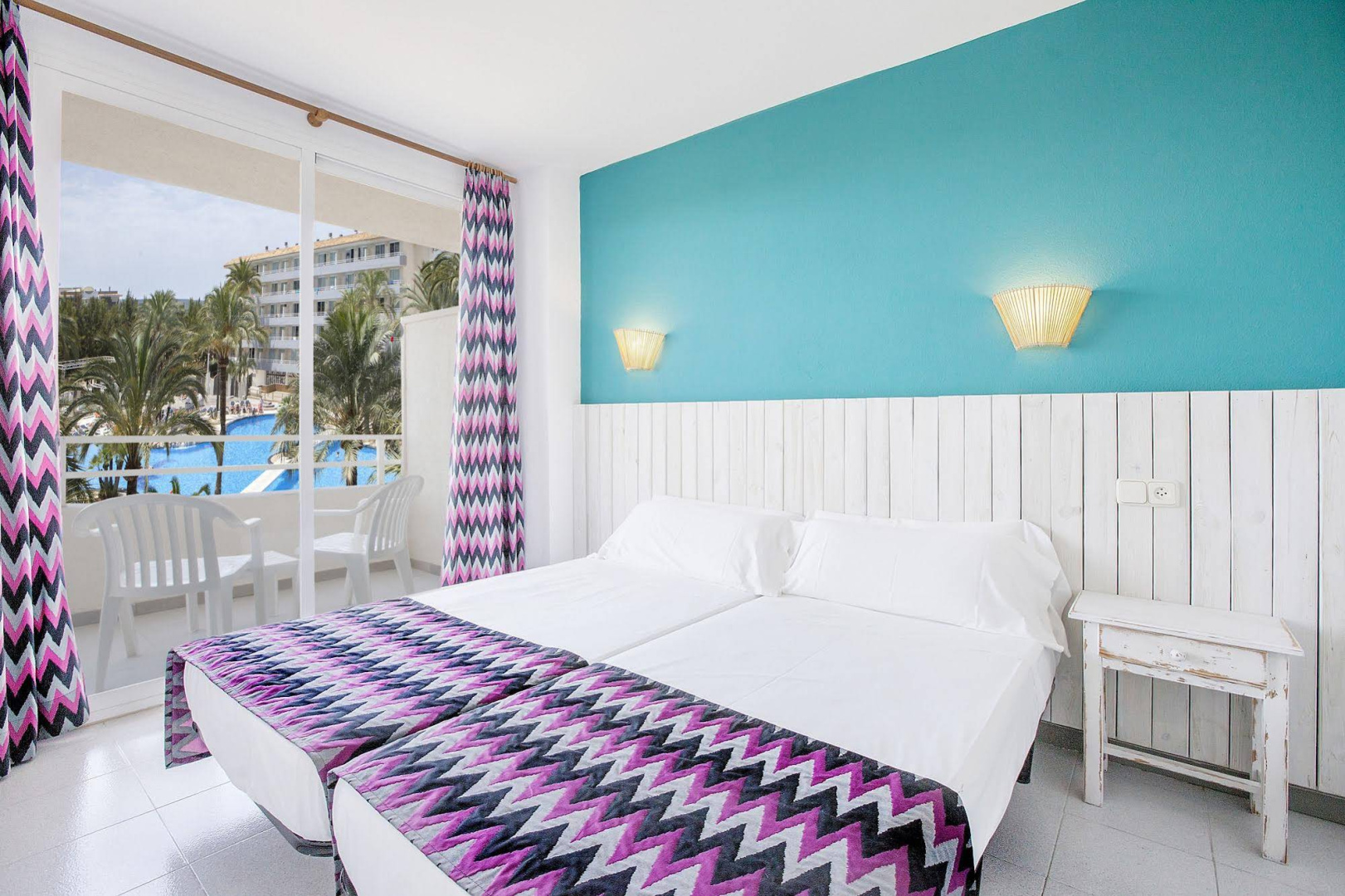 Photo - tent Calvia Beach