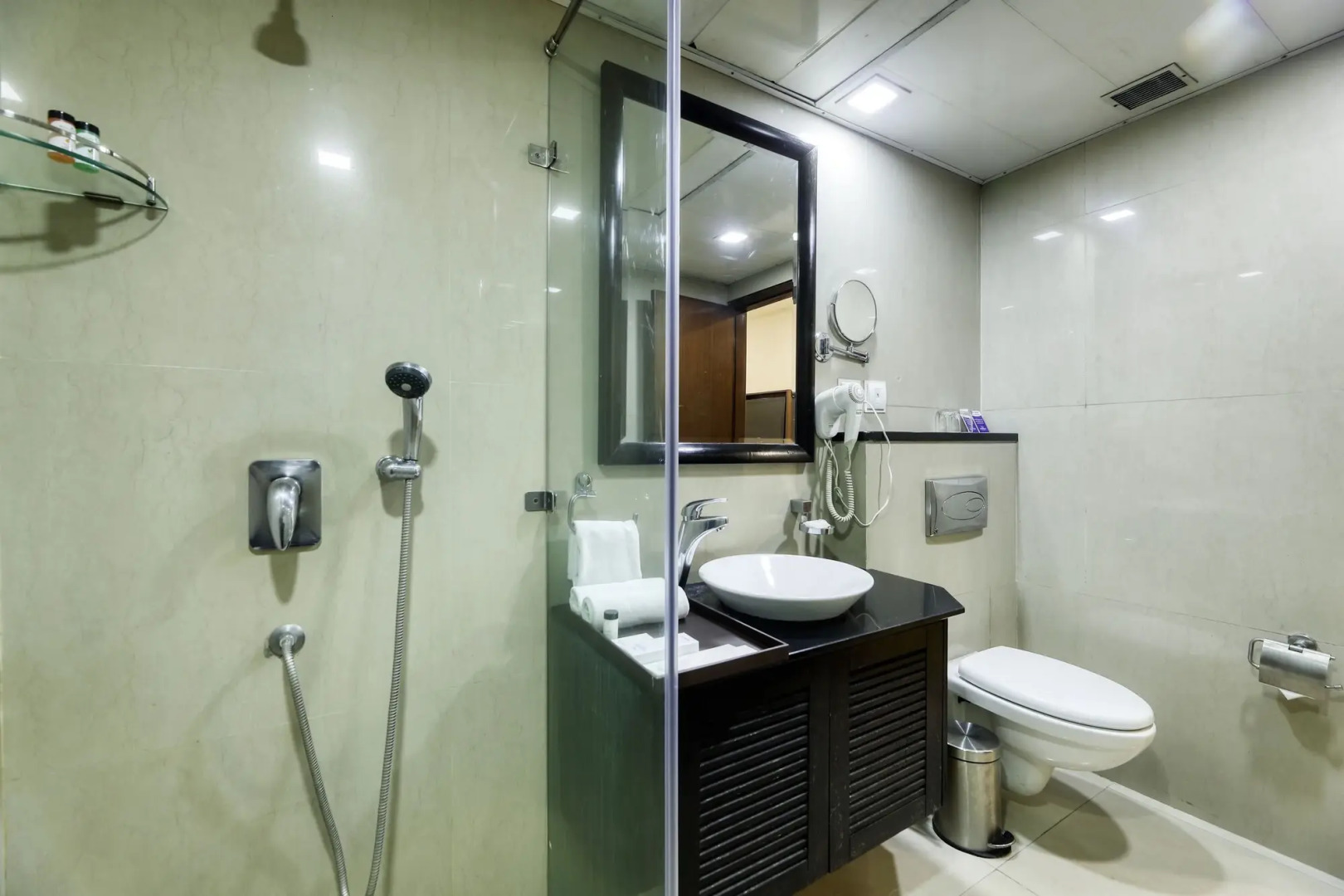 Photo - Taurus Sarovar Portico