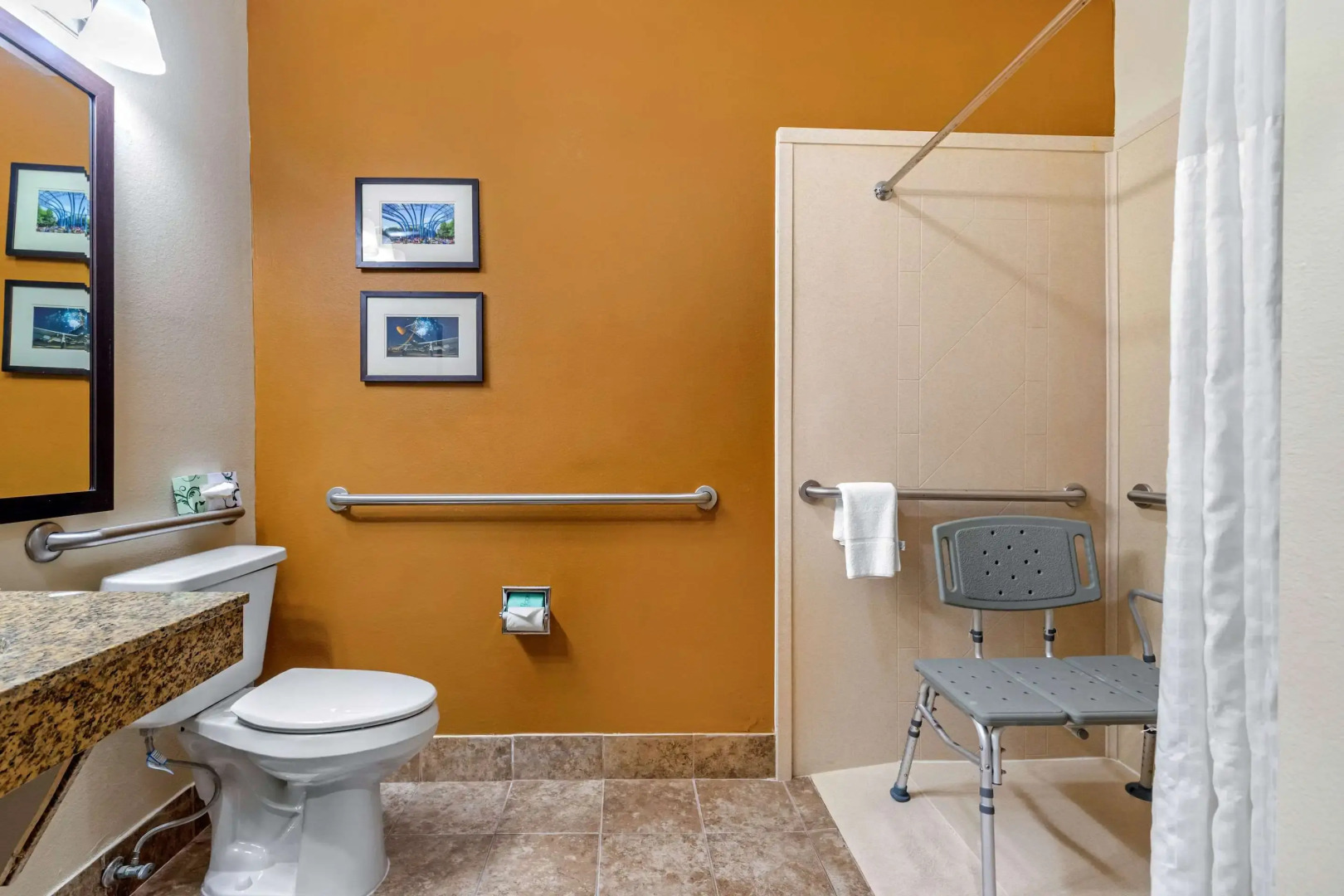 Photo - Addison Suites