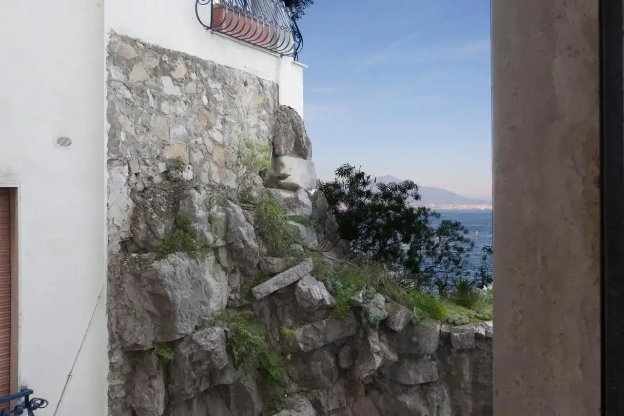Photo - Admiral Hotel