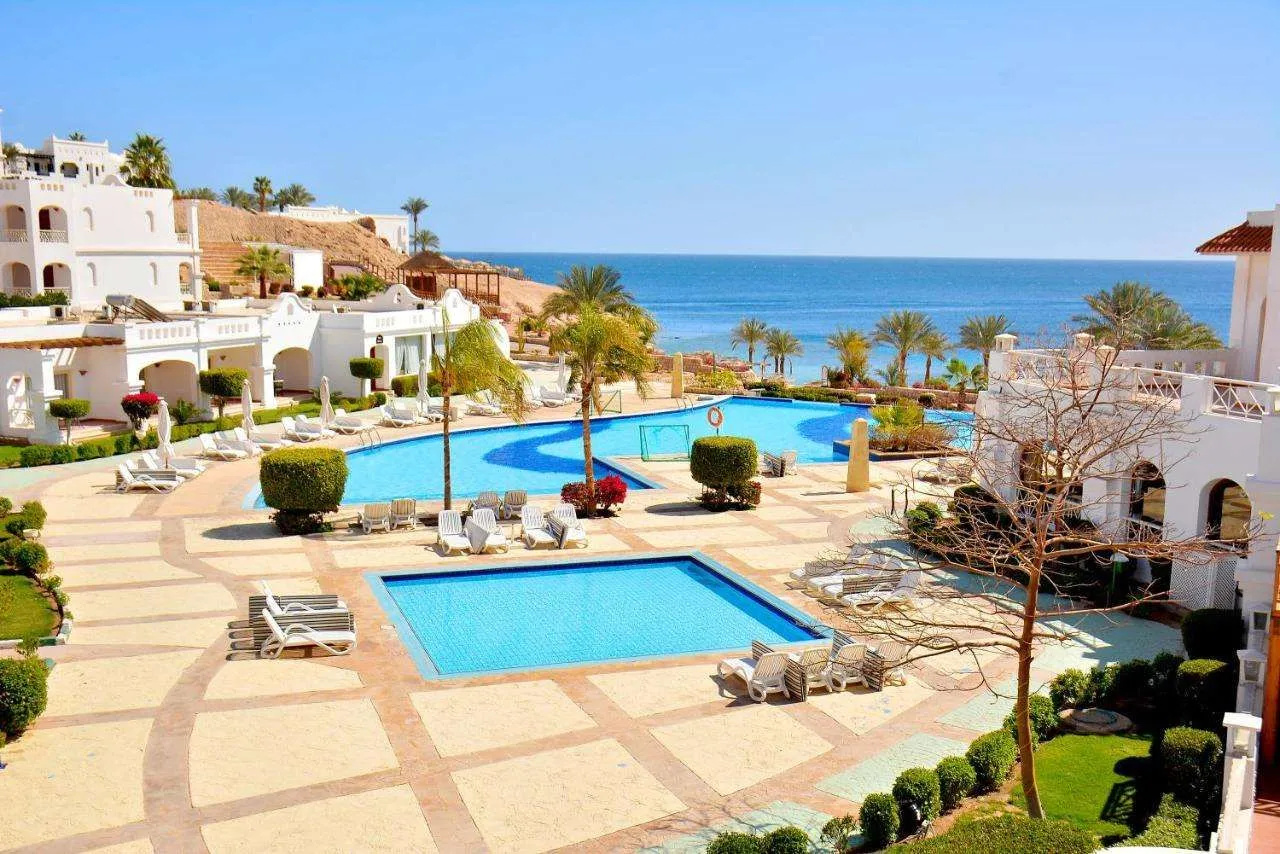 Photo - Continental Plaza Beach Resort