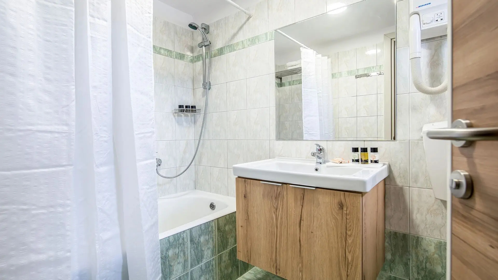 Photo - Marianthi Apartments