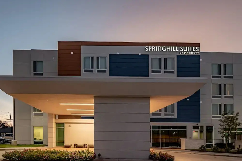 Photo - SpringHill Suites Dallas Central Expressway