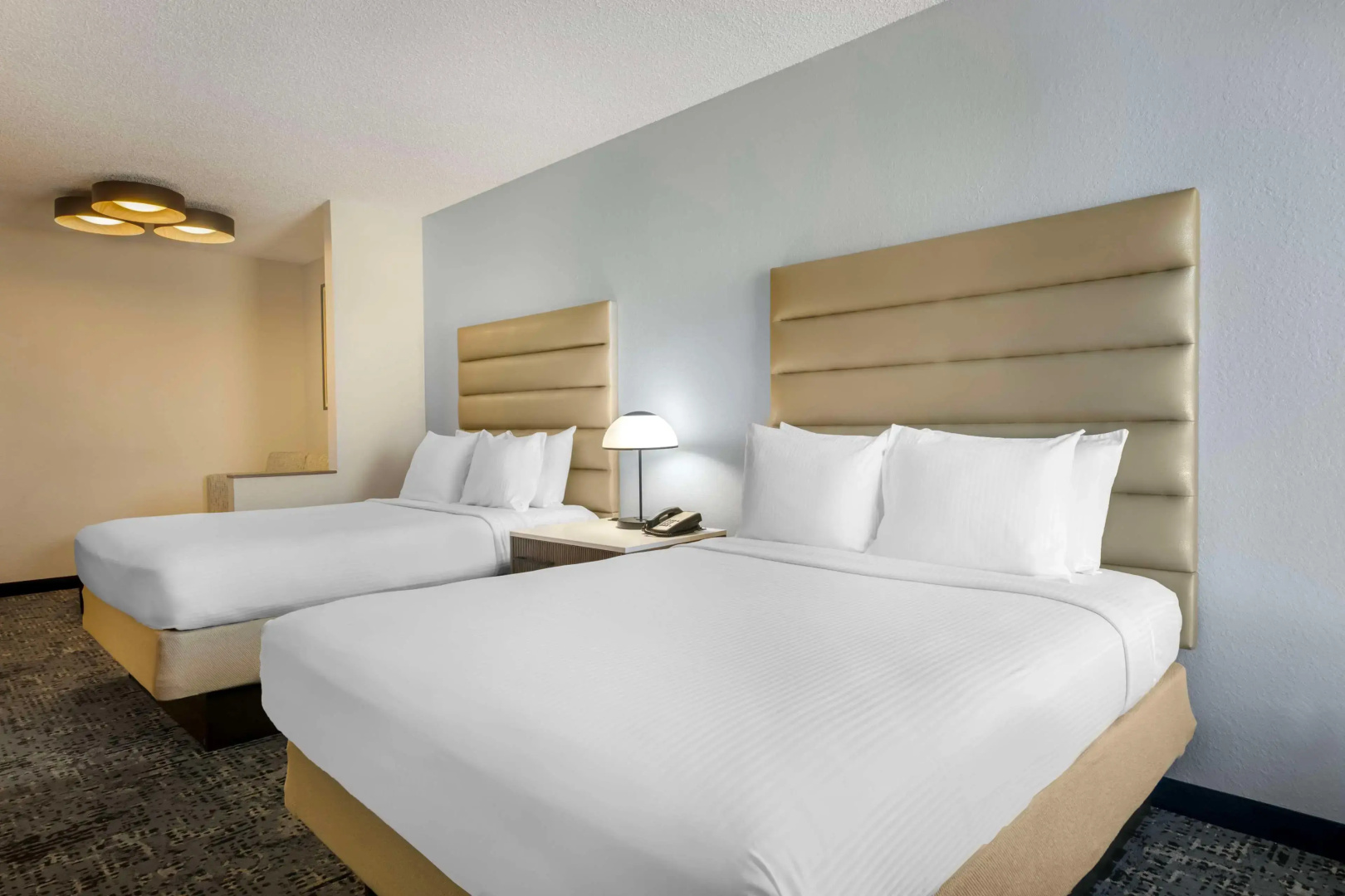 Photo - Best Western Plus Universal Inn