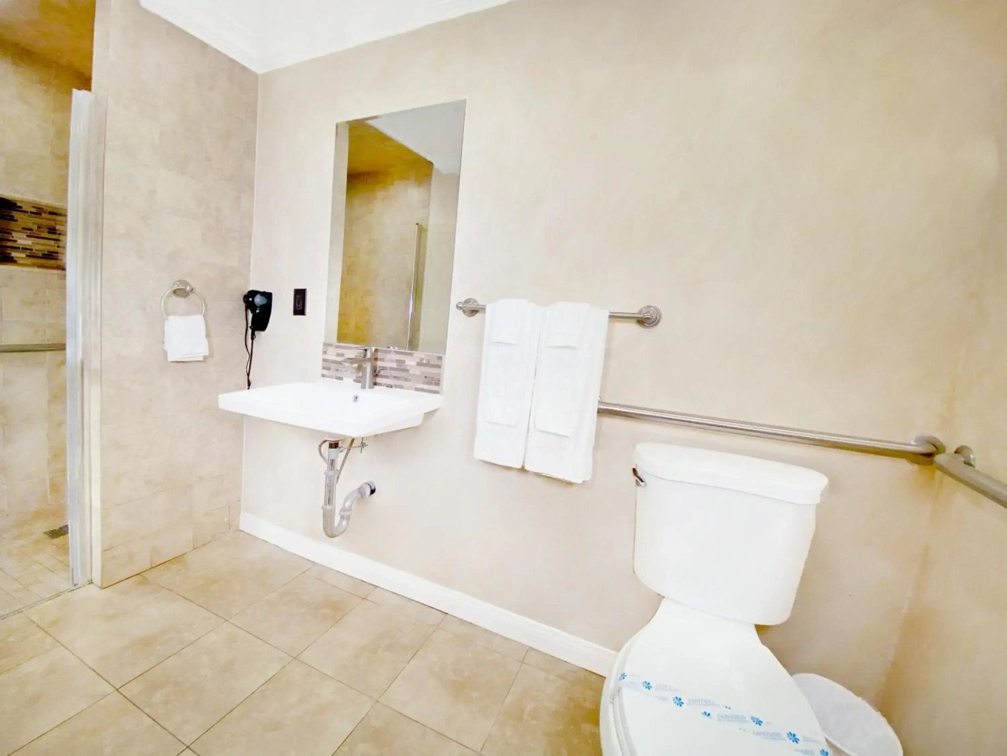 Foto - Nite Inn at Universal City - Walking Distance to Universal Studios Hollywood