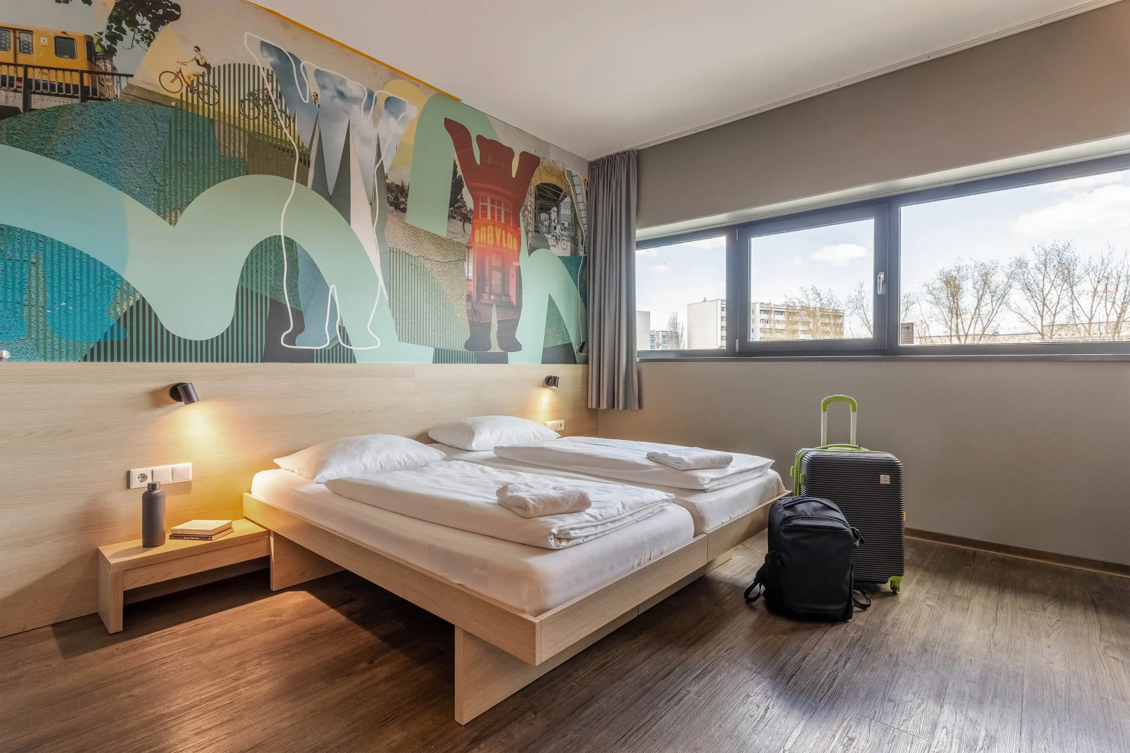 Photo - Meininger Hotel Berlin Flughafen