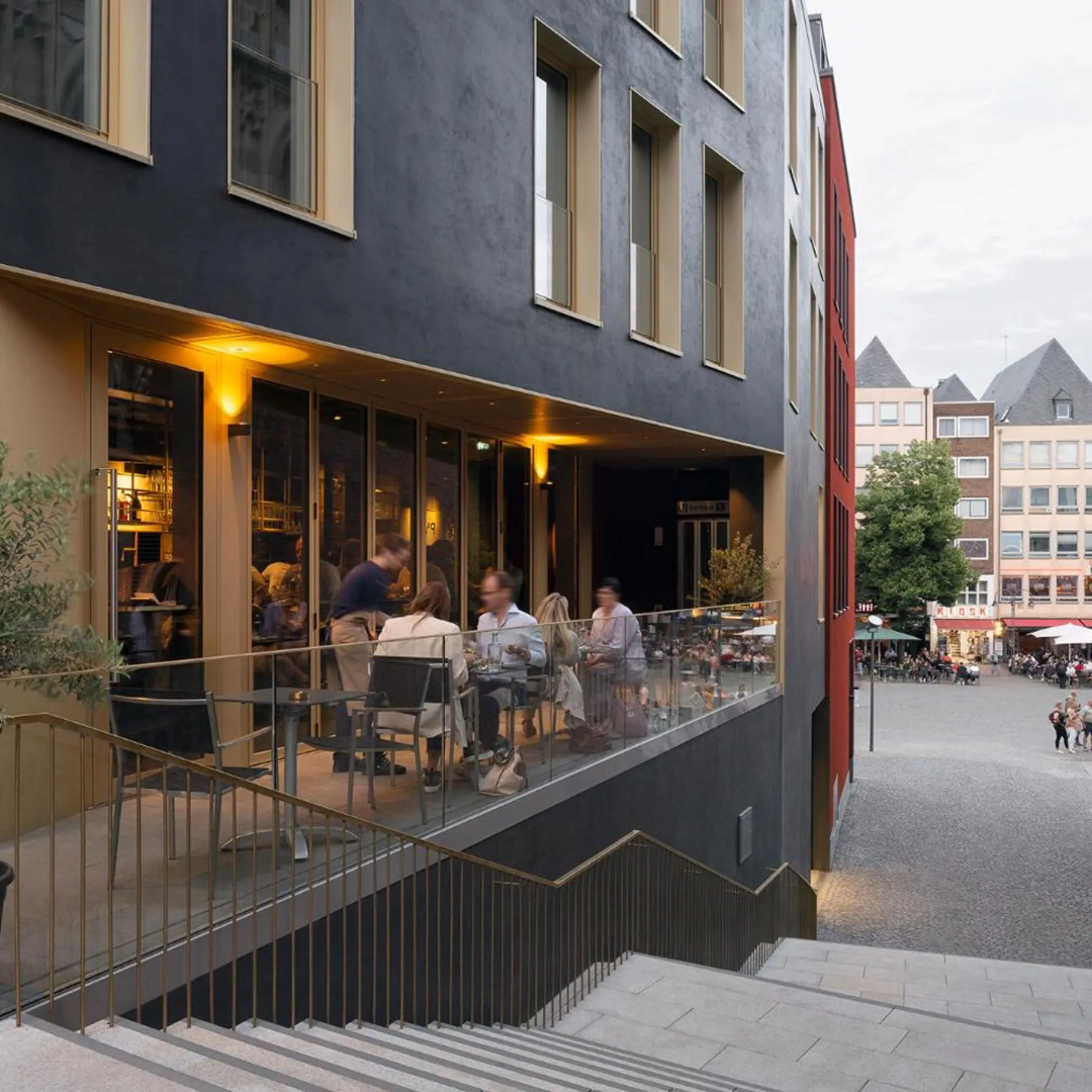 Photo - Legend Hotel