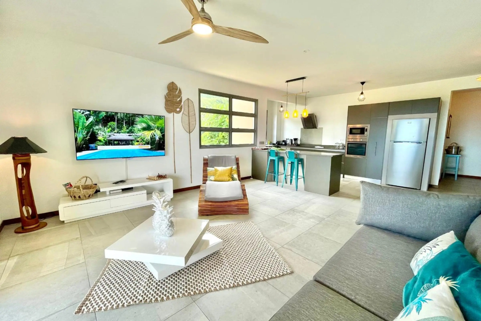 Manuia luxury apartment - Tahiti Punaauia -Wi-Fi Netflix pool & gym
