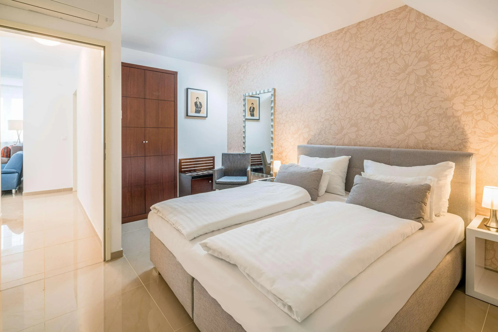 Photo - Best Western Plus Celebrity Suites