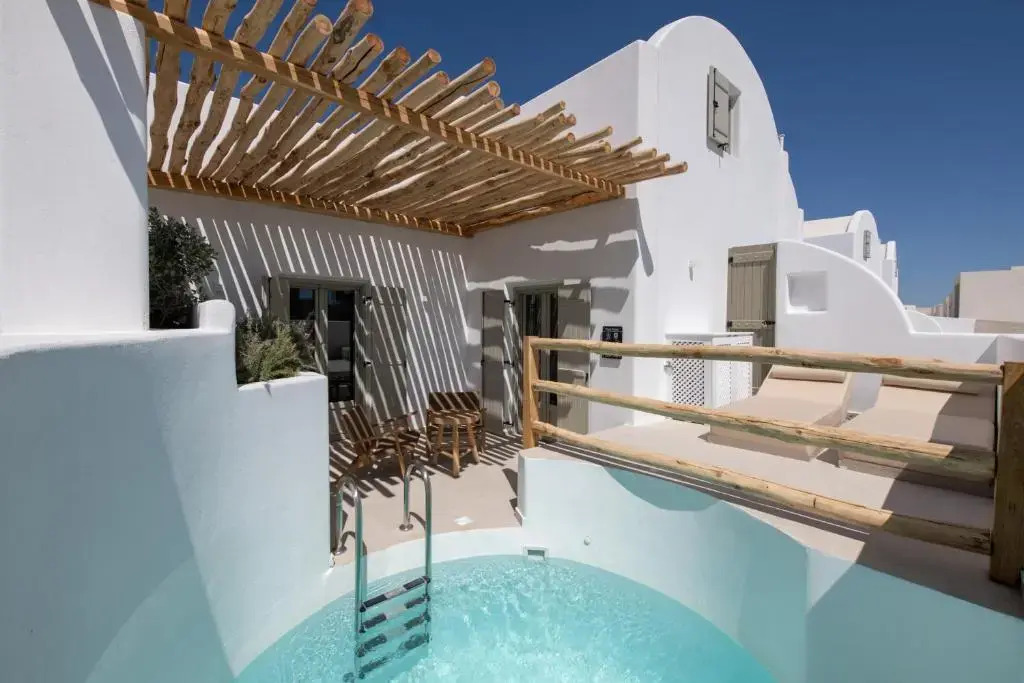 Photo - AVAL All Suite