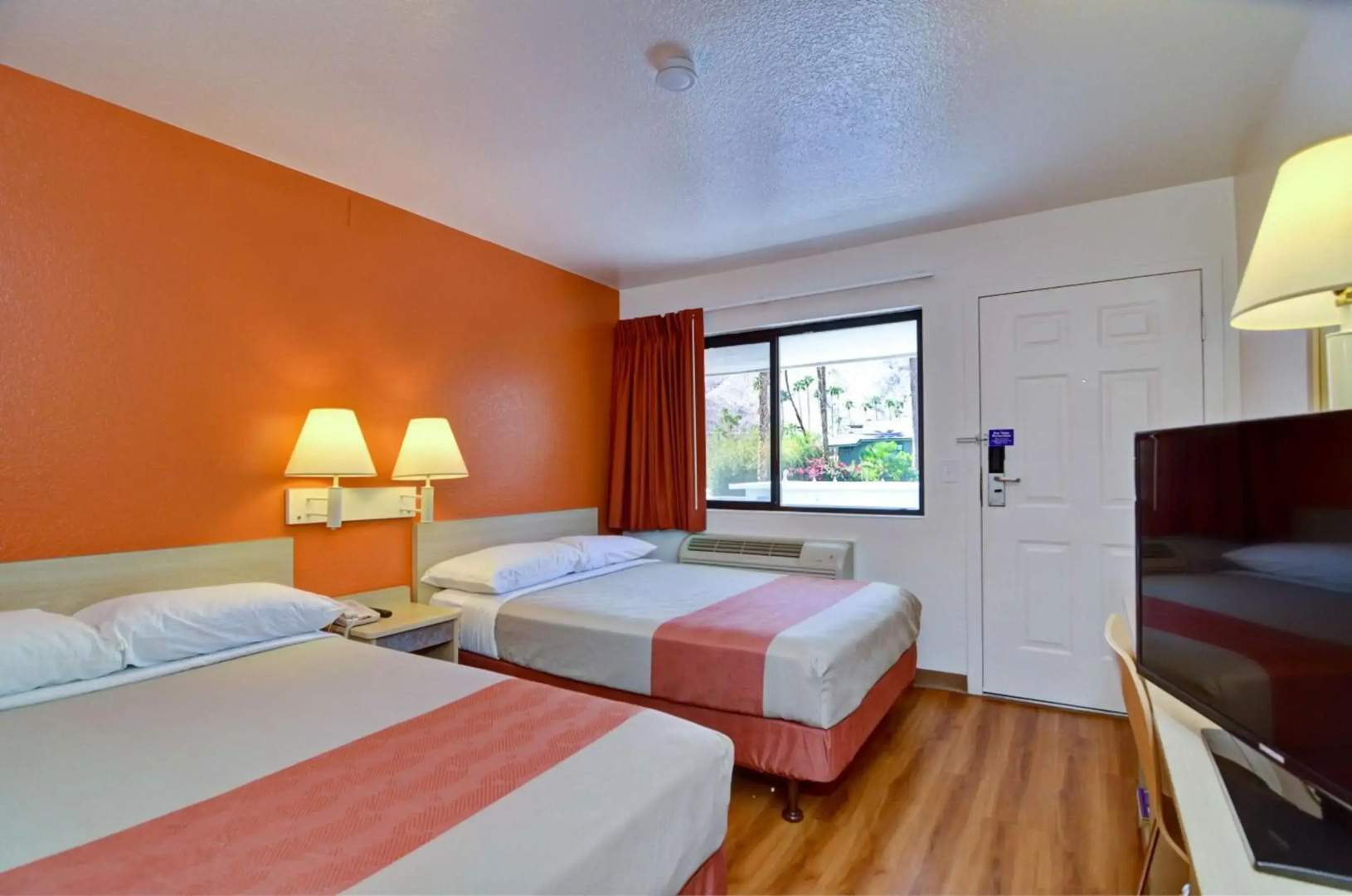 Foto - Motel 6-Palm Springs, CA - East - Palm Canyon