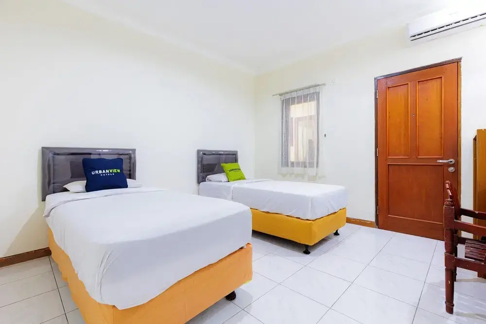 Photo - Urbanview Hotel Mitra near Grand Indonesia