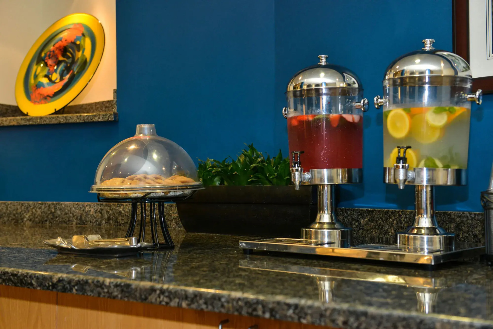 Photo - Hampton Inn New Orleans/St.Charles Ave