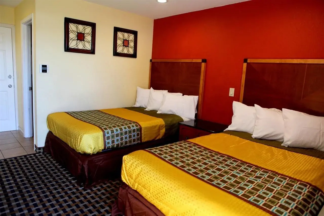 Photo - Bay Breeze Inn