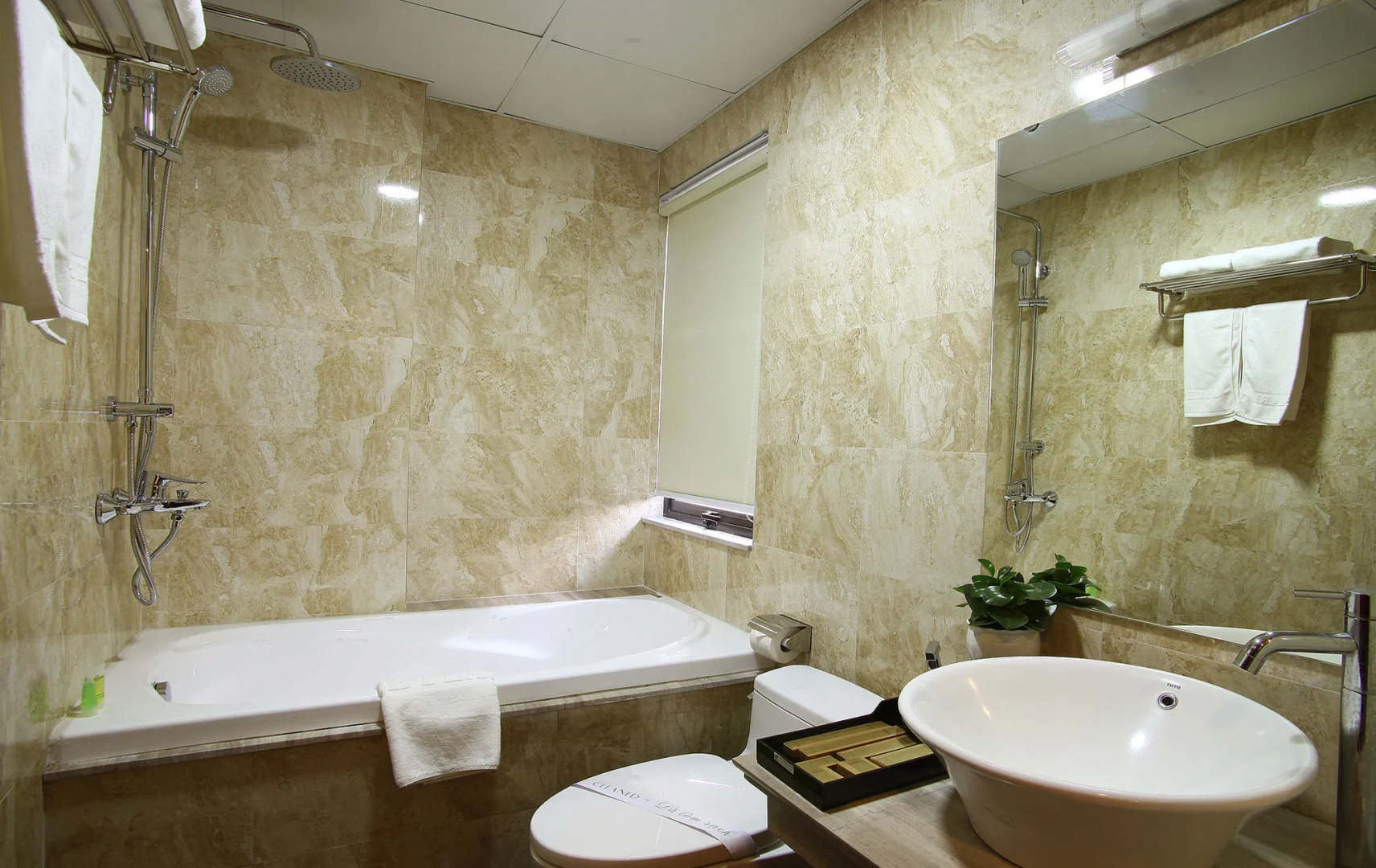 Photo - Blue Pearl West Hotel