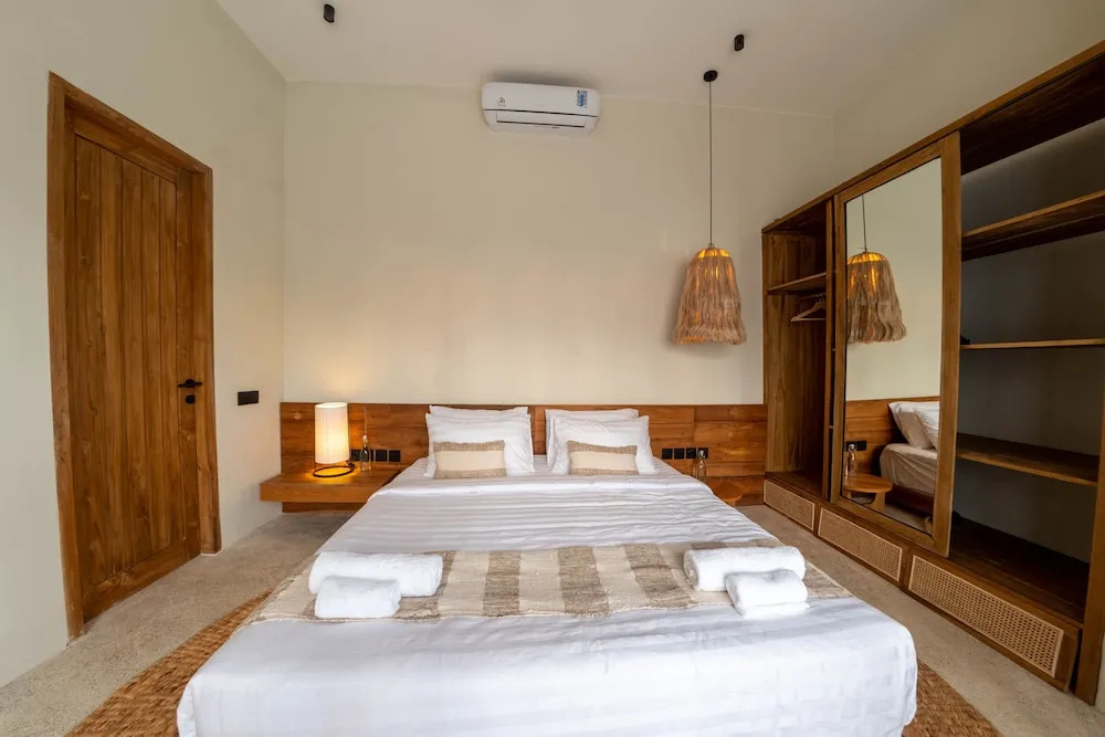 Foto - Semiramida Villa by EVDEkimi - Elegant 2BR with Pool, Open-air bath, Patio