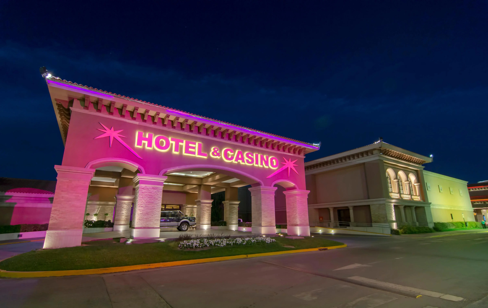 Photo - Hotel Casino Magic