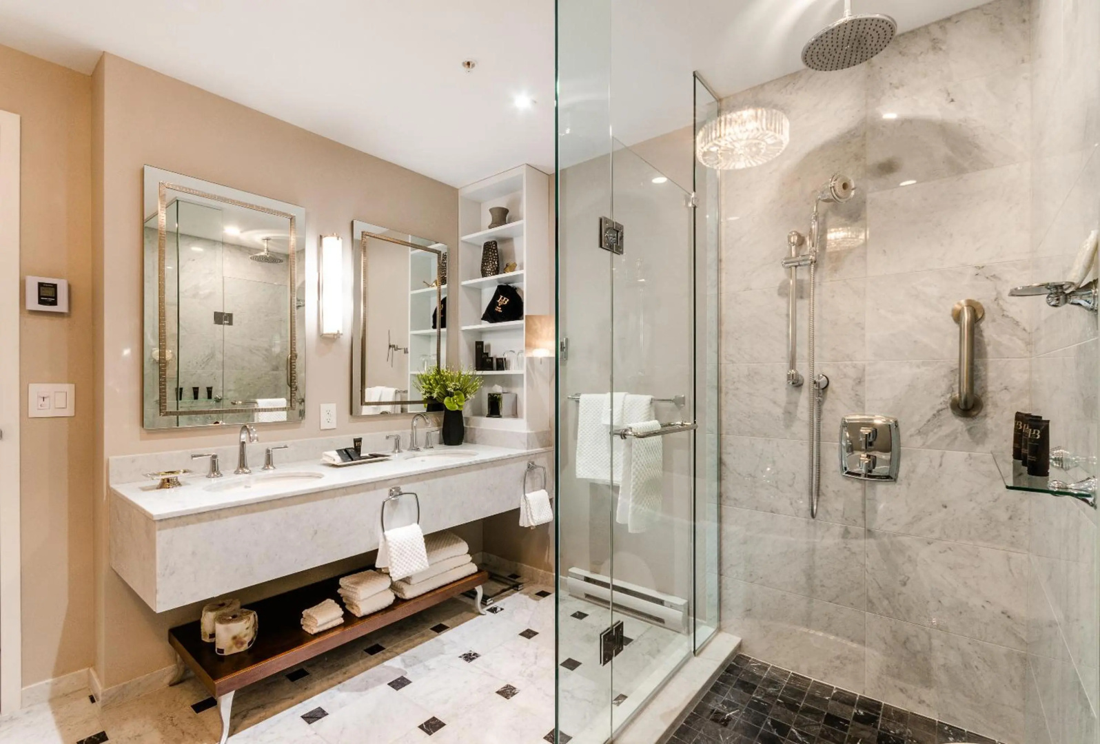 Photo - Hotel Birks Montreal