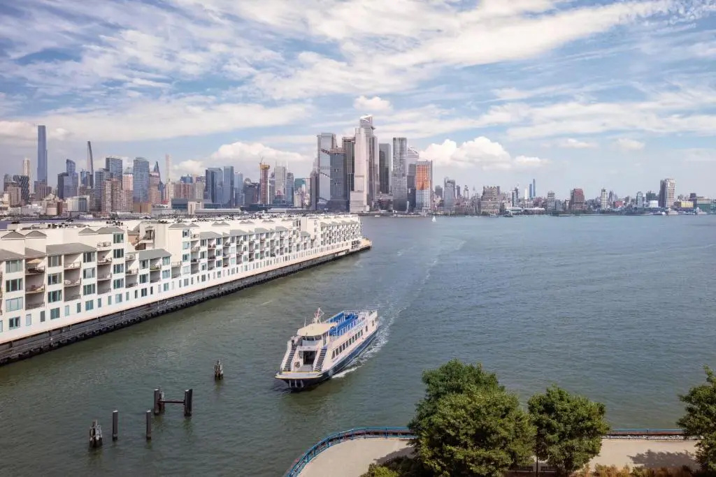 Foto - Sheraton Lincoln Harbor Hotel