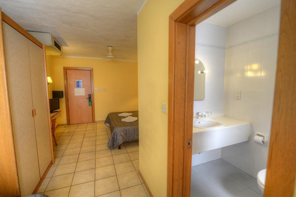 Photo - Sliema Chalet Hotel