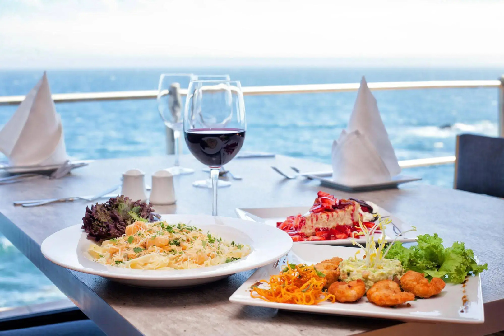 Photo - Hotel Oceanic