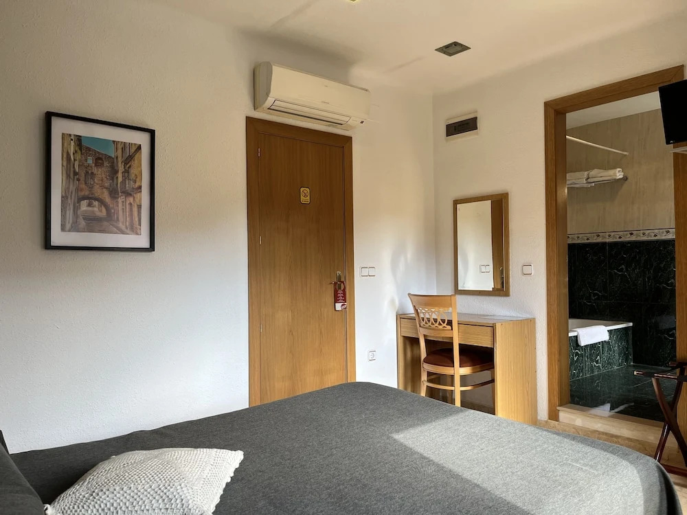 Photo - Hostal Tarrés