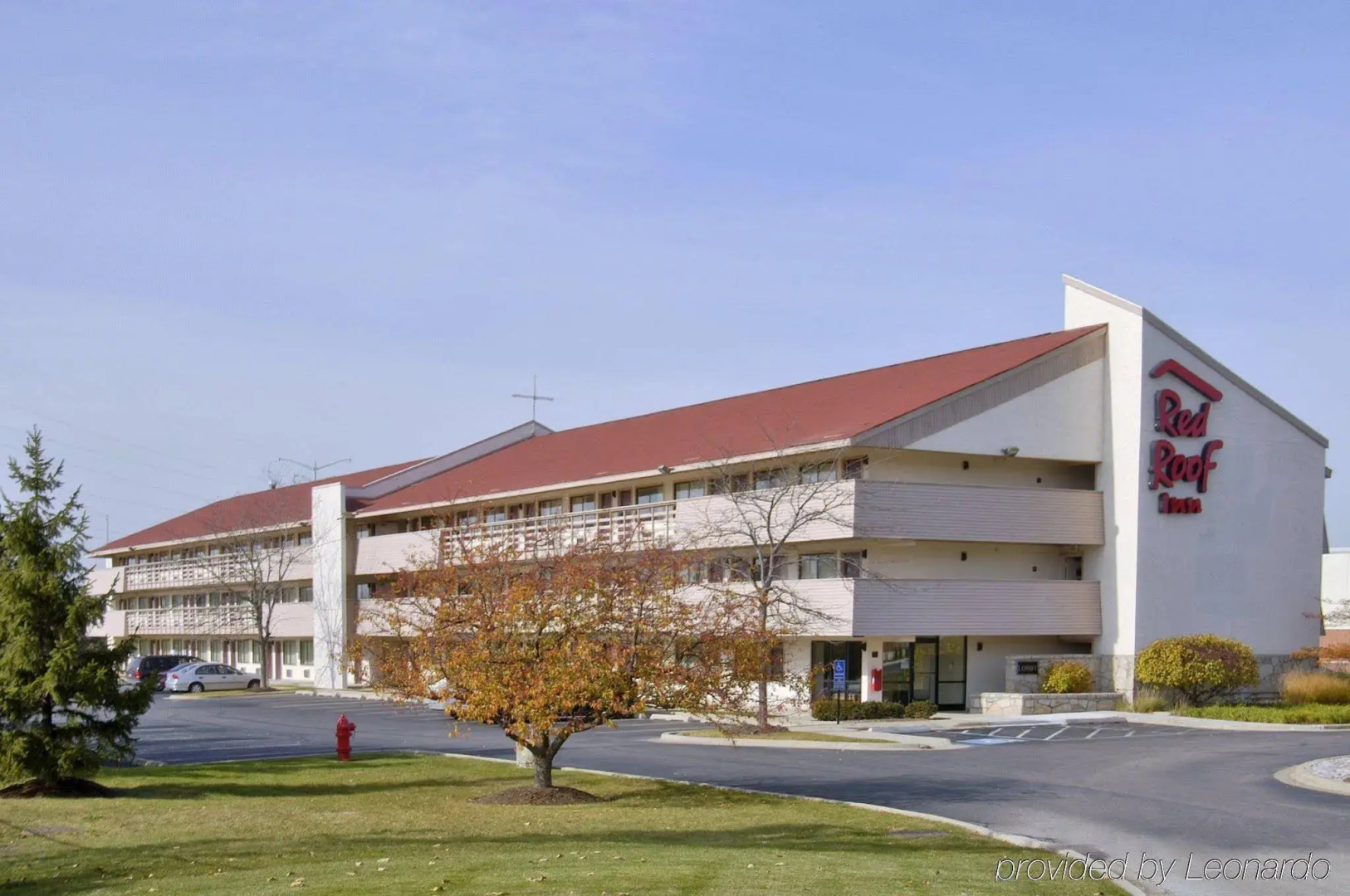 Photo - Super 8 by Wyndham Deerfield - Northbrook