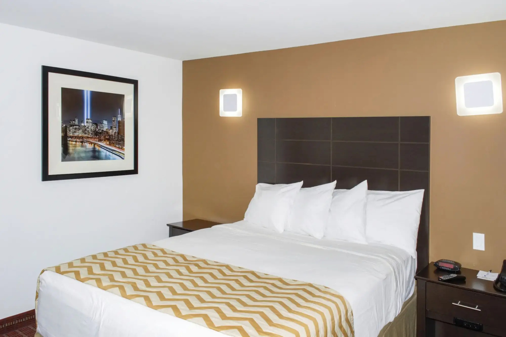 Foto - Travelodge by Wyndham Manhasset