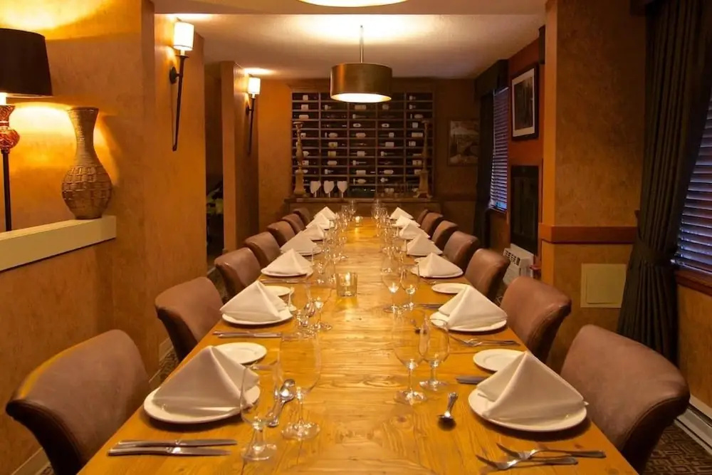 Foto - Mountain Side Hotel Whistler by Executive