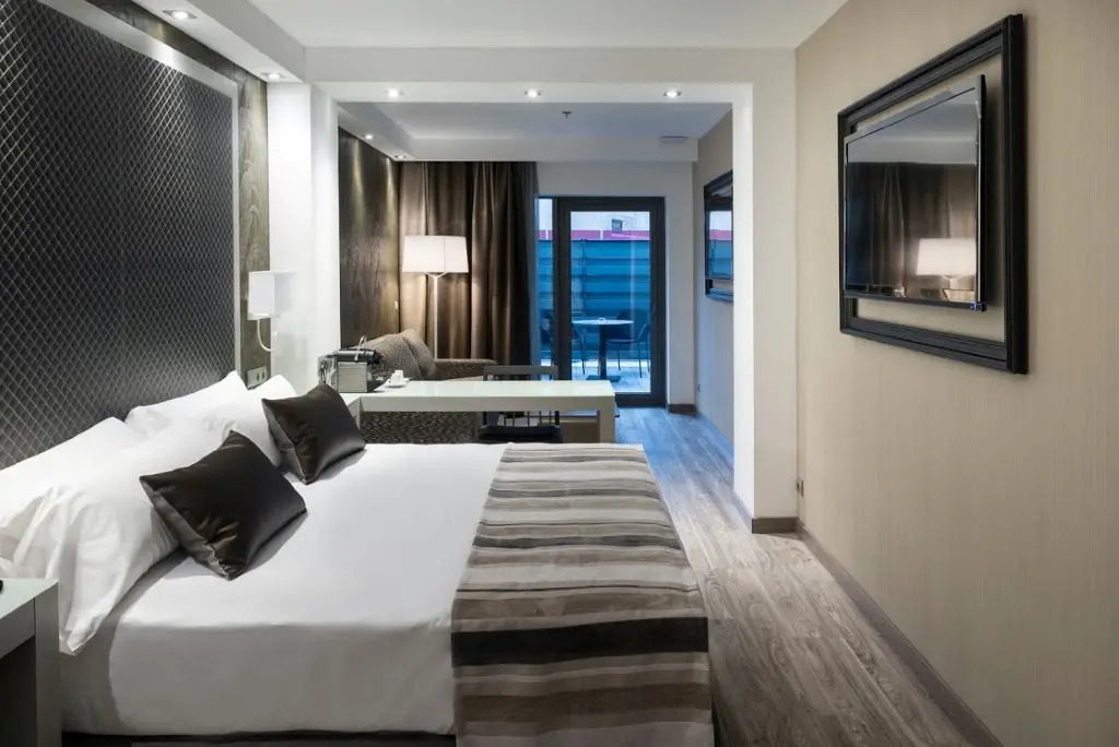 Foto - Catalonia Square 4* Sup