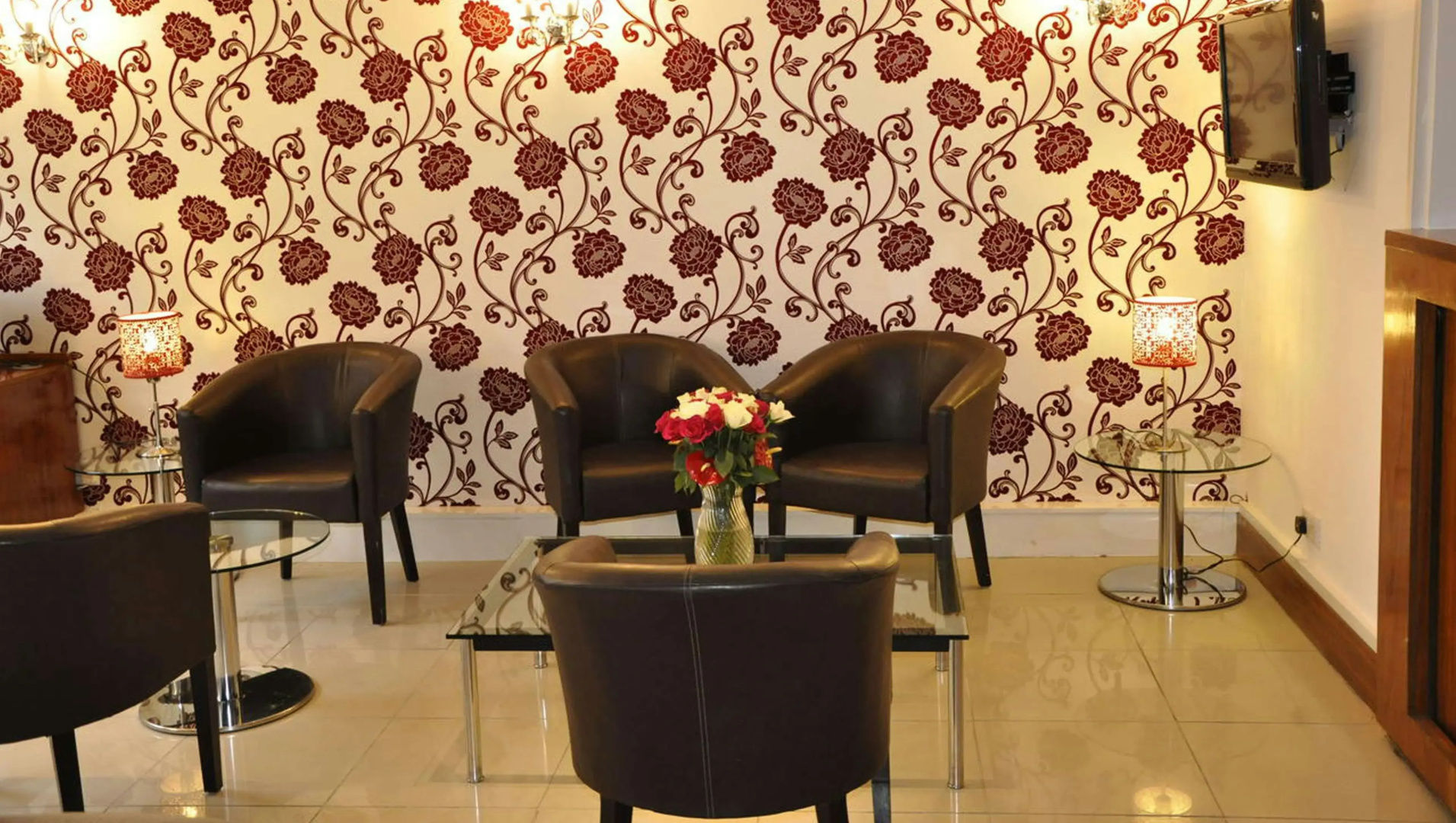 Photo - Kensington Court Hotel