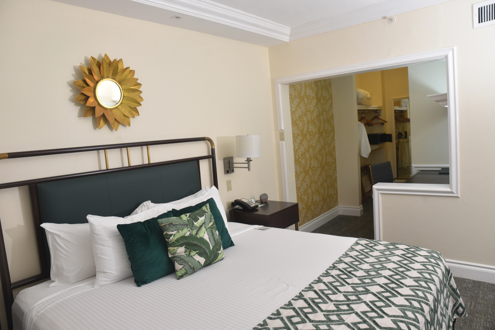 Foto - The Courtleigh Hotel and Suites