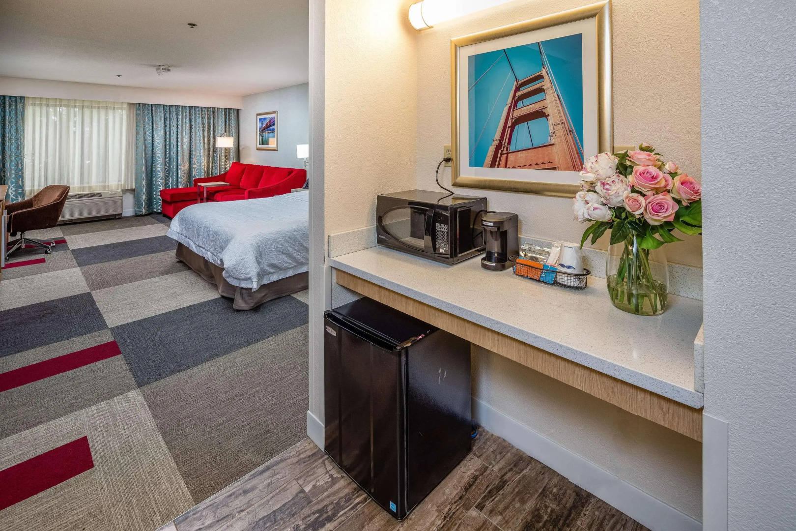 Photo - Hampton Inn San Francisco Airport