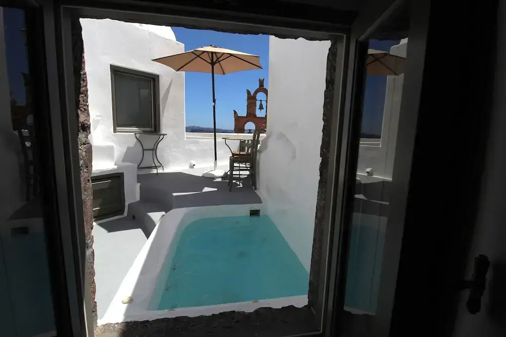 Foto - Astrea Suites "Ostria Cave Villa-outdoor Jacuzzi"